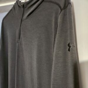 Under armour  1/4 zip
